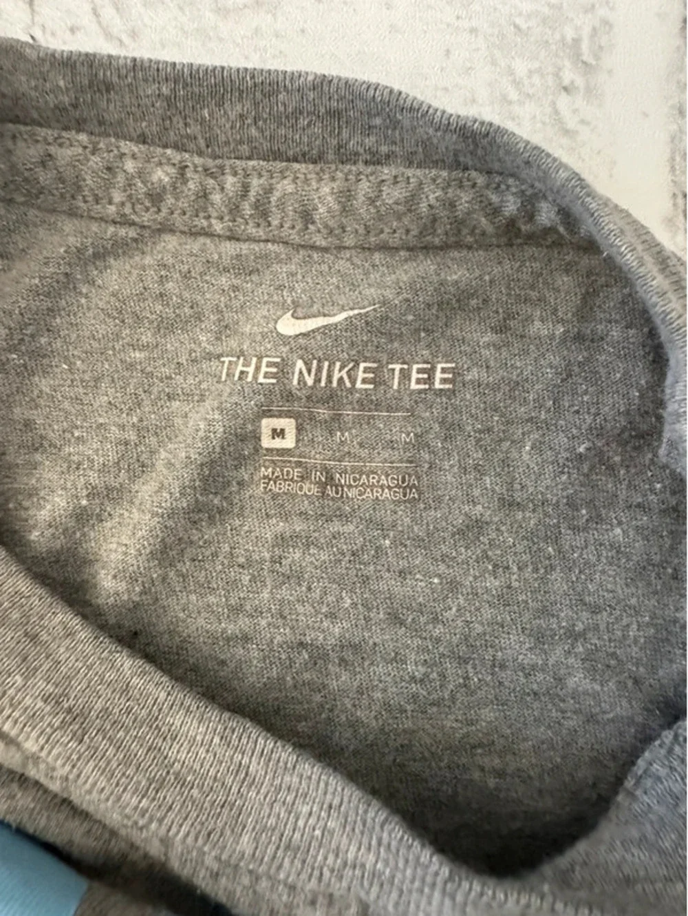 Boy’s Nike gray short sleeve t-shirt size Medium